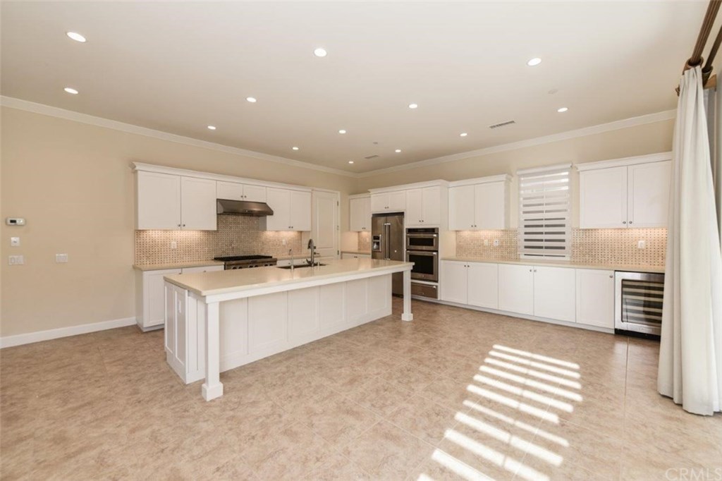 136 Pewter Irvine, CA 92620 - Photo 9 of 61