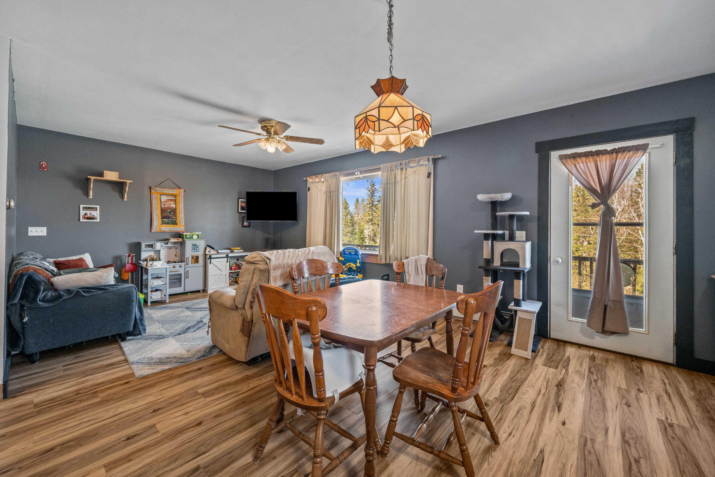 4 Bird's Eye Road Rangeley, ME 04970 - Photo 4 of 45 Dining