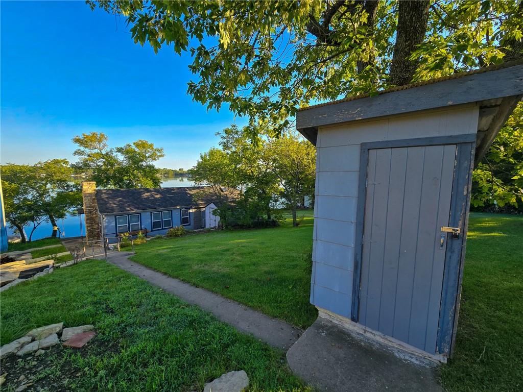 87 South Kahola Road Council Grove, KS 66846 - Photo 11 of 56
