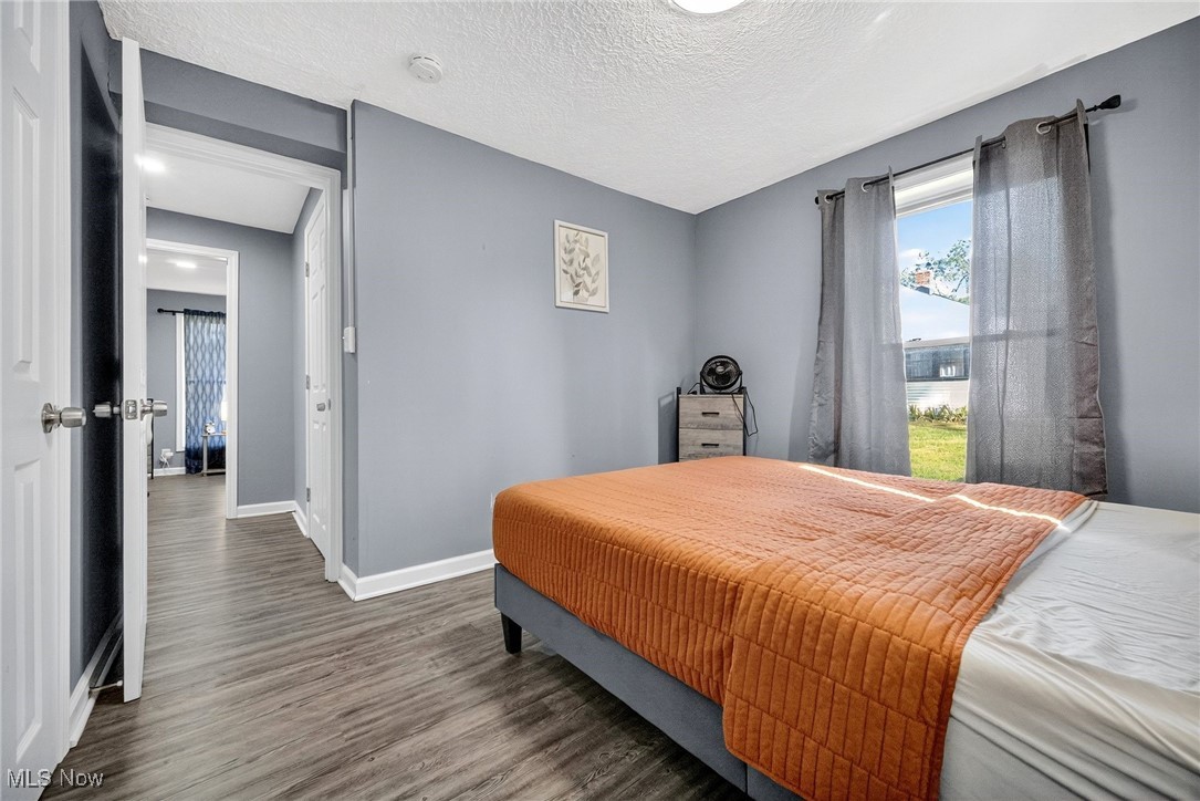 281 Overlook Road Vermilion, OH 44089 - Photo 20 of 25 Bedroom 2