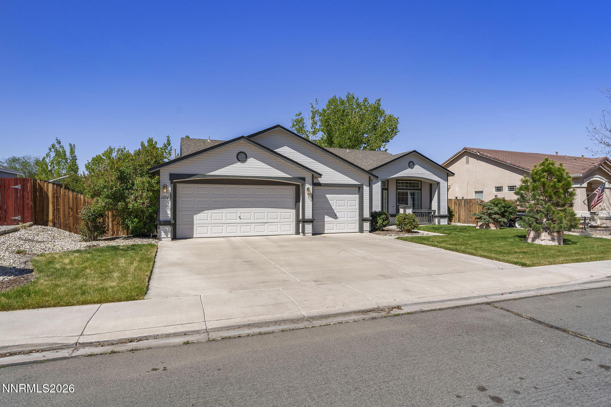 1054 Rimfield Drive Fernley, NV 89408 - Photo 2 of 30 1-web-or-mls-_DSC3795