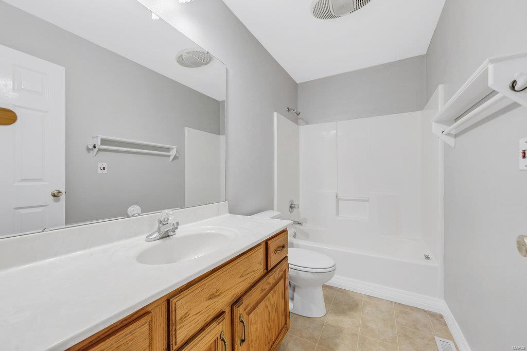 229 South Riebeling Street Columbia, IL 62236 - Photo 16 of 34 Gallery Image 16