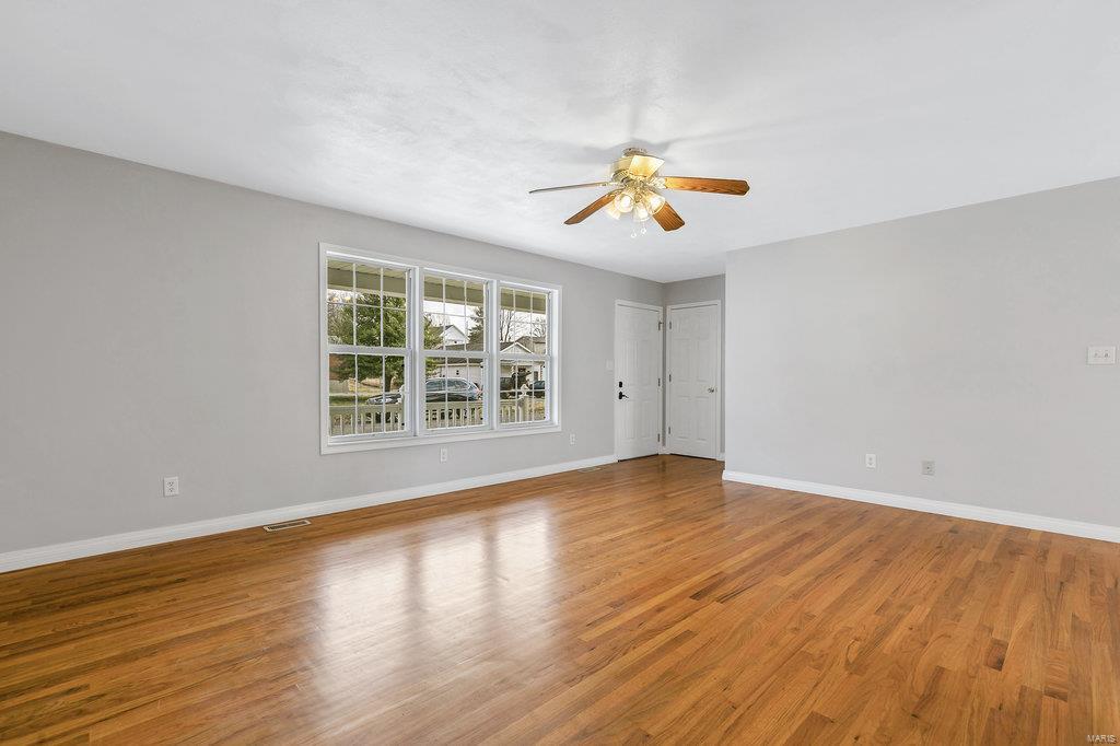 229 South Riebeling Street Columbia, IL 62236 - Photo 5 of 34 Gallery Image 5