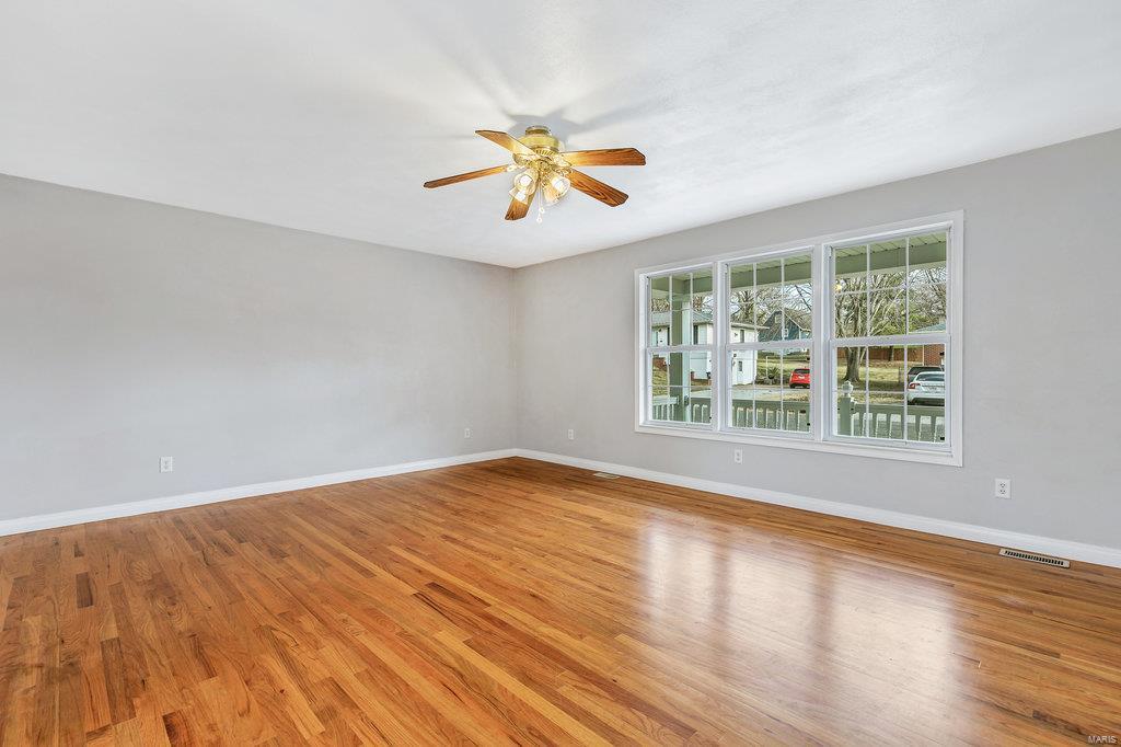 229 South Riebeling Street Columbia, IL 62236 - Photo 6 of 34 Gallery Image 6