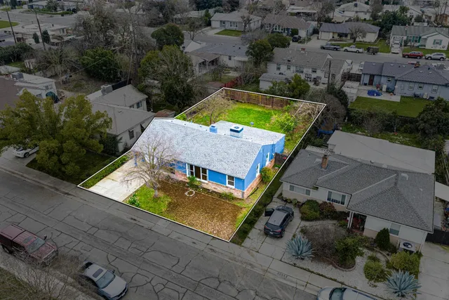 $400,000 | 5558 35th Avenue, Sacramento, CA 95824