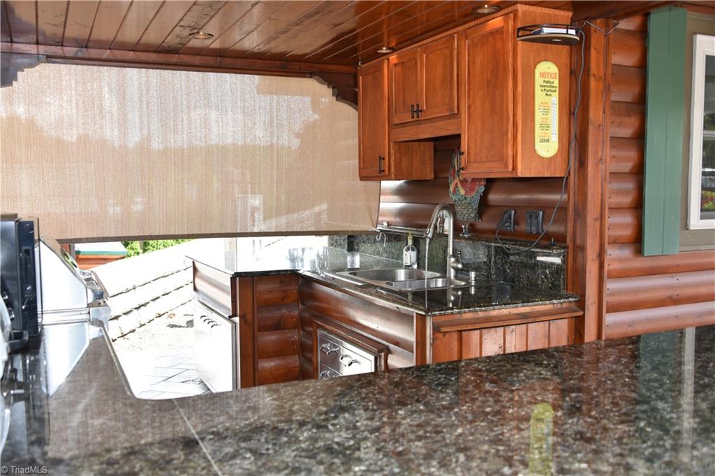 2524 Edmonds Road, Unit 48 Galax, VA 24333 - Photo 9 of 23