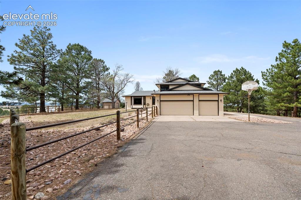 12715 Roundup Road Parker, CO 80138 - Photo 5 of 47 Gallery Image 5