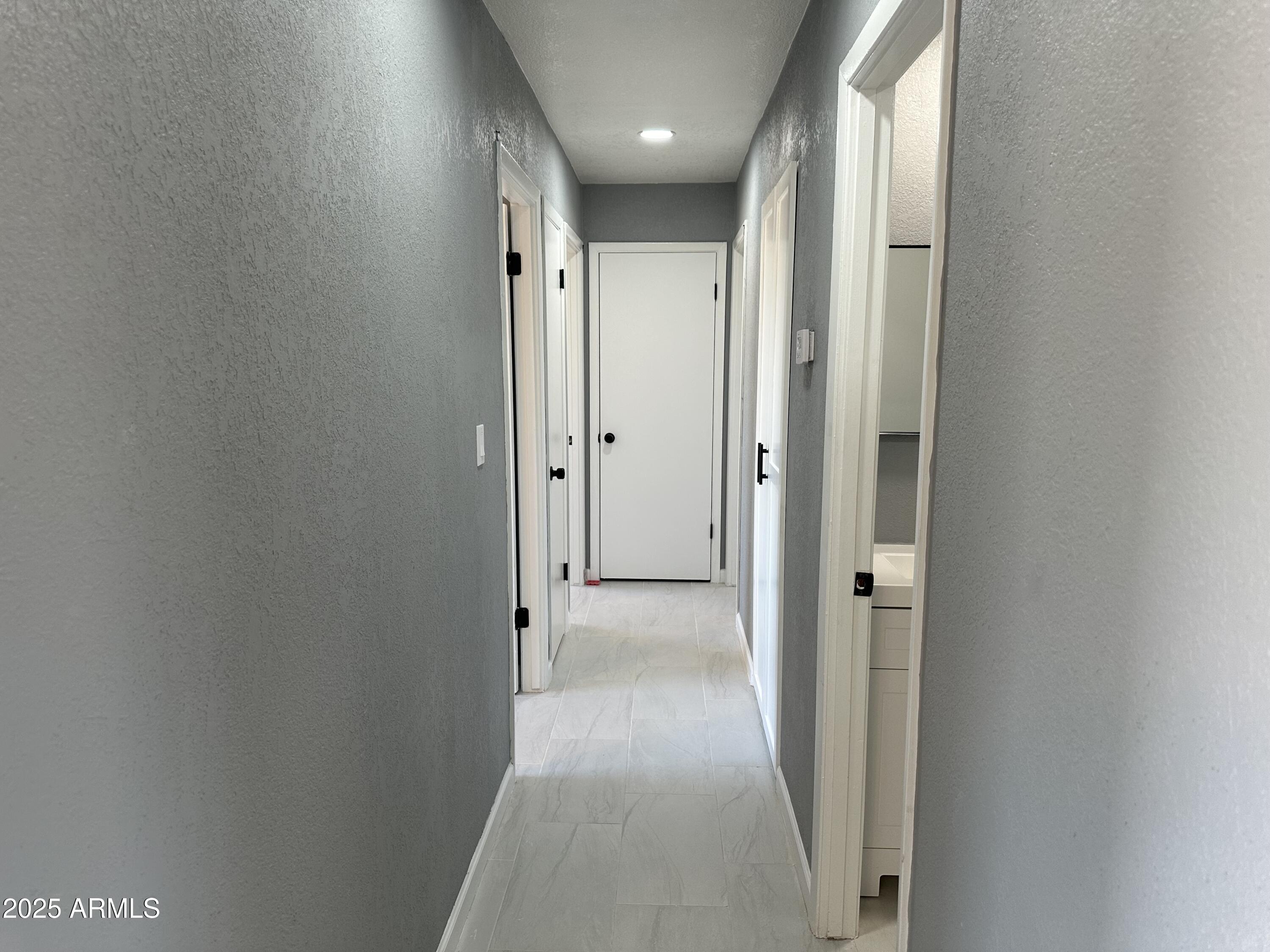 6429 West Osborn Road Phoenix, AZ 85033 - Photo 7 of 17 IMG_1012