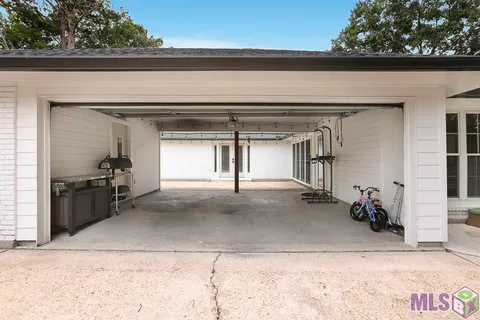 $515,000 | 7816 Menlo Drive, Baton Rouge, LA 70808