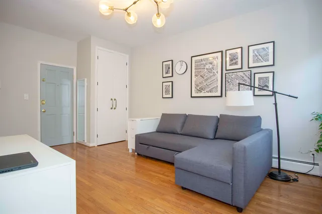 $525,000 | 271 York Street, Unit 8, Jersey City, NJ 07302