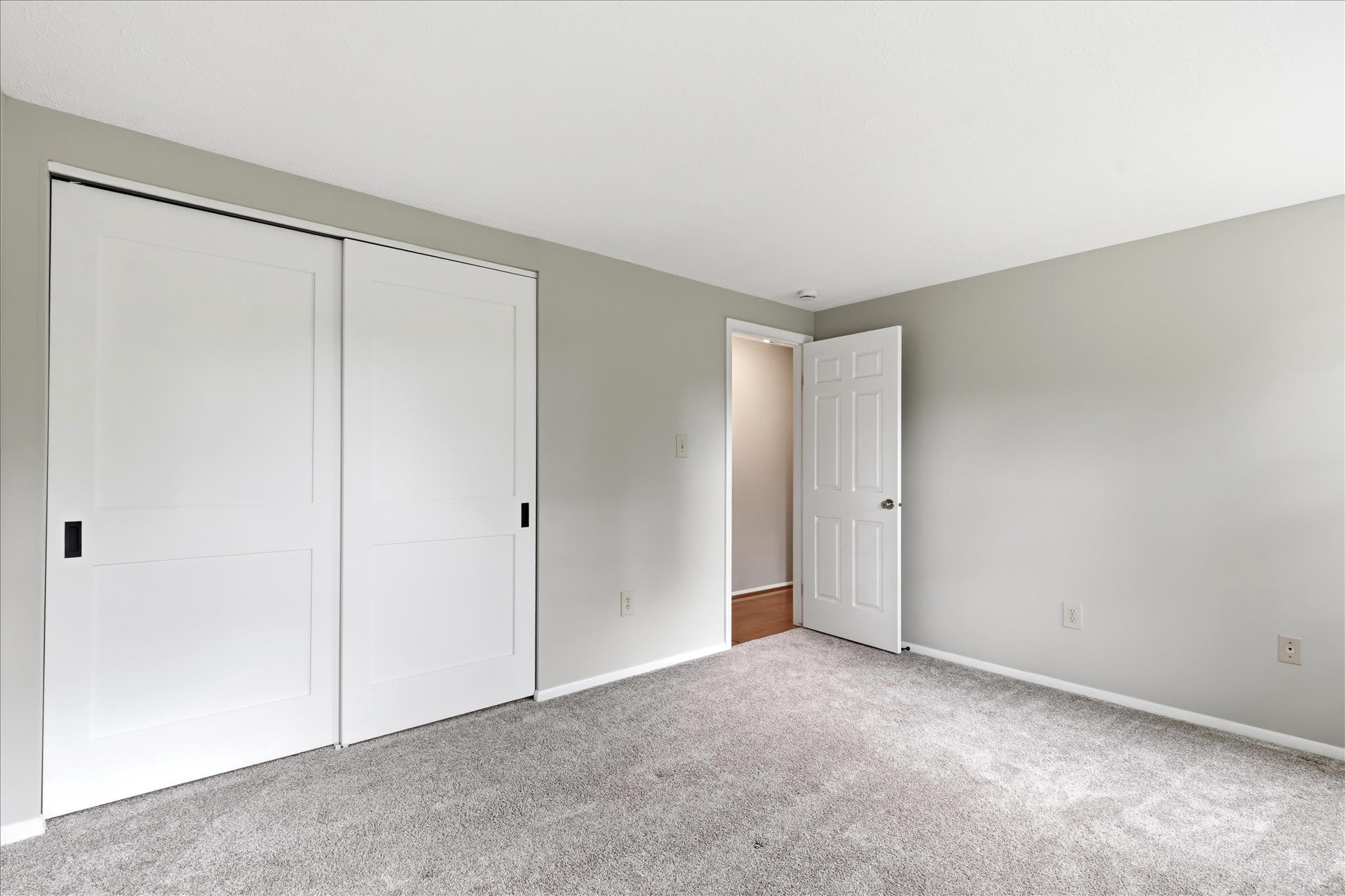 21917 Foxlair Road Gaithersburg, MD 20882 - Photo 32 of 49 bedroom 4