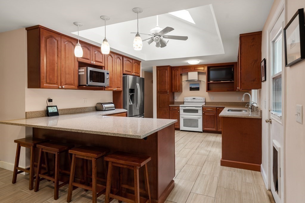 26 Wayland Hills Road Wayland, MA 01778 - Photo 9 of 16 Gallery Image 9