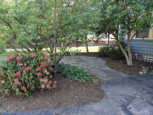 1585 Rydalmount Road Cleveland Heights, OH 44118 - Photo 21 of 24