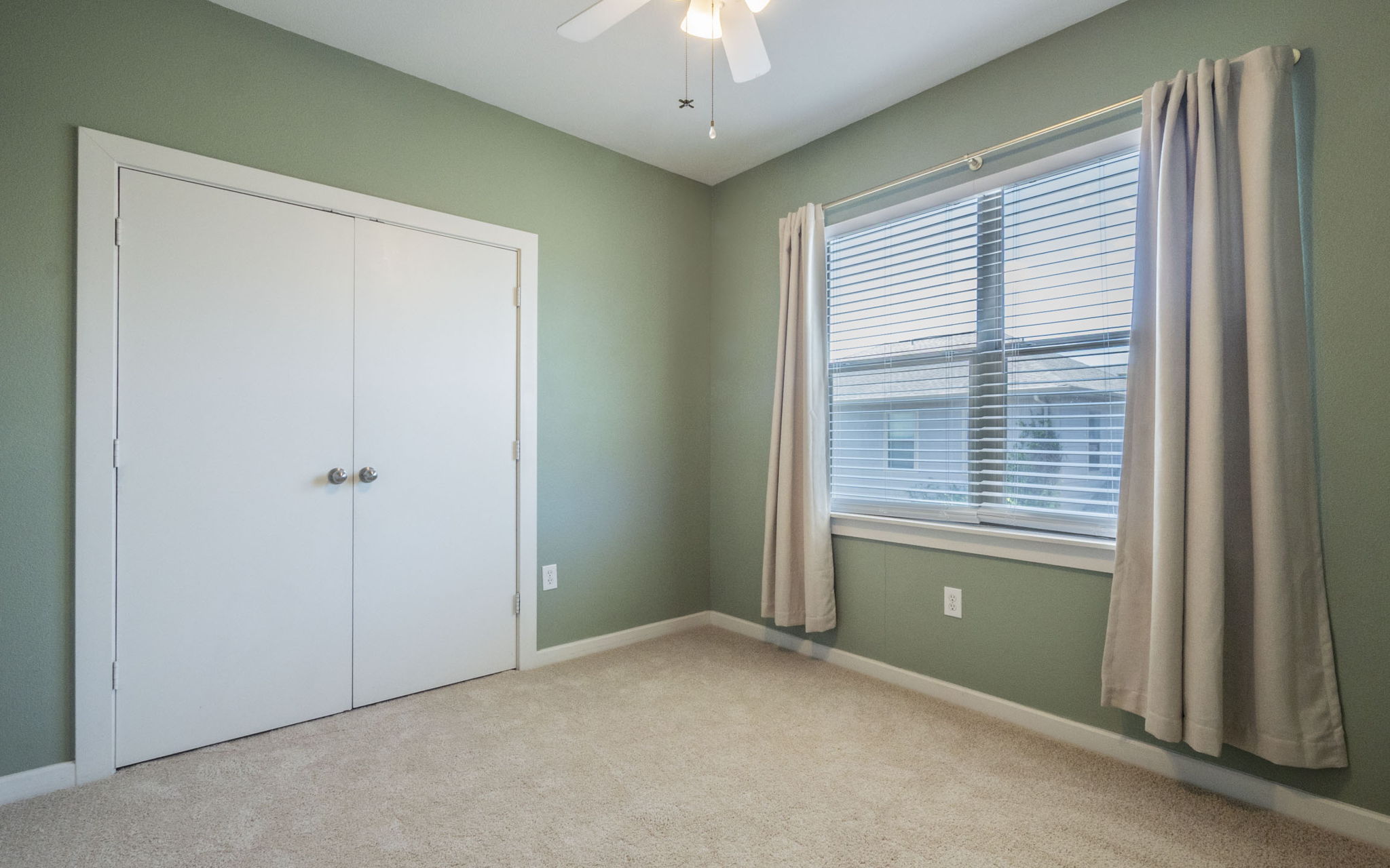 1201 Grove Boulevard, Unit 702 Austin, TX 78741 - Photo 12 of 19 a view of an empty room with a window