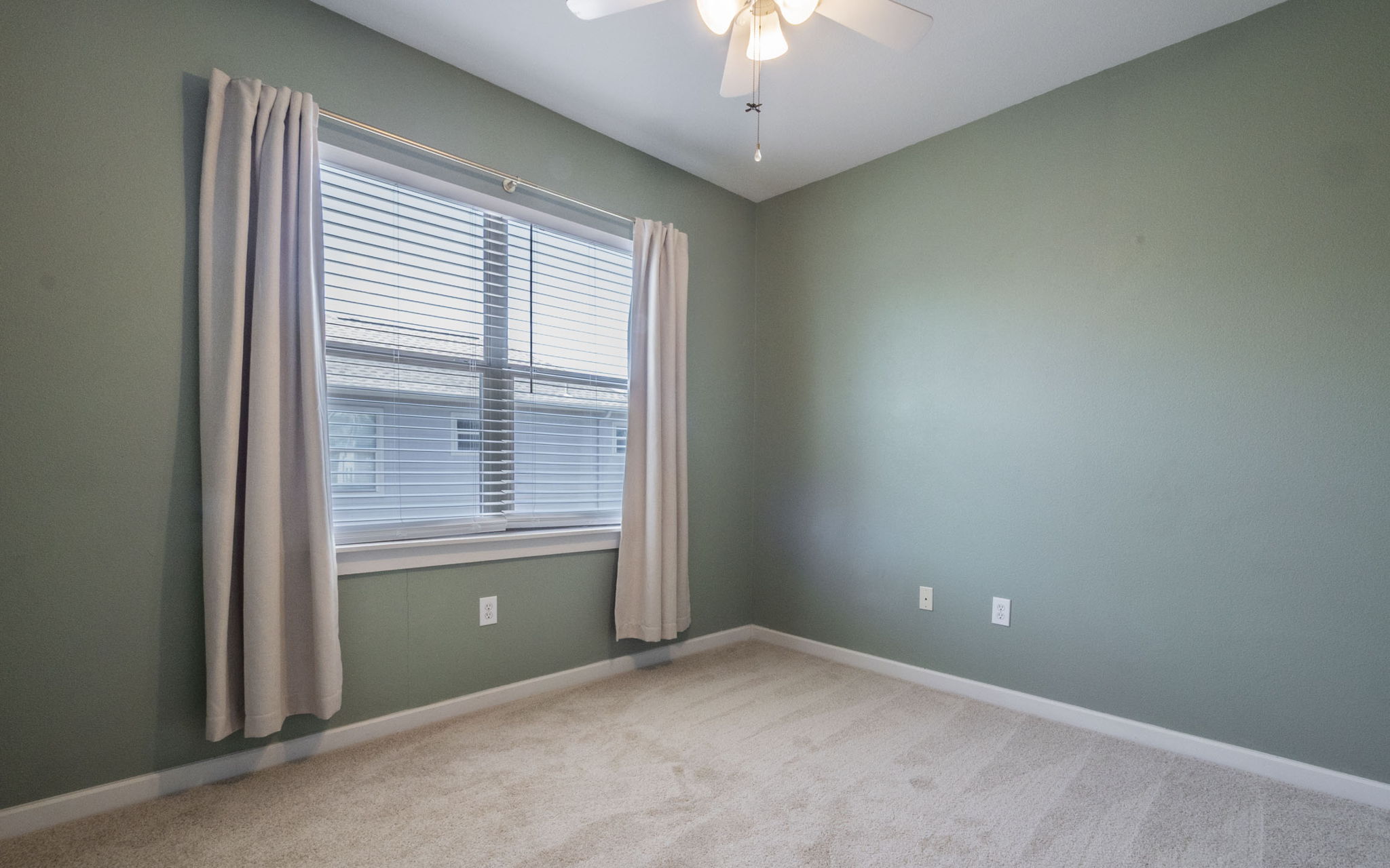 1201 Grove Boulevard, Unit 702 Austin, TX 78741 - Photo 14 of 19 a view of an empty room with a window