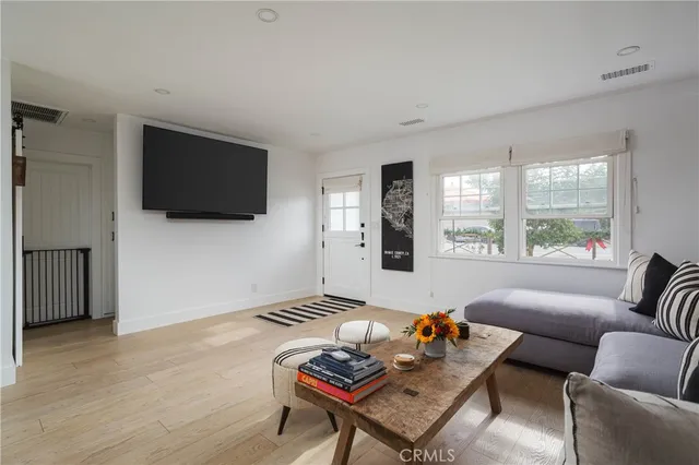 $1,679,000 | 394 East 20th Street, Costa Mesa, CA 92627