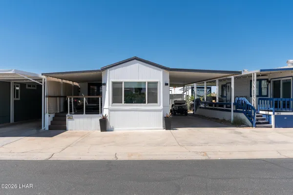 $229,900 | 555 Beachcomber Boulevard, Unit 262, Lake Havasu City, AZ 86403