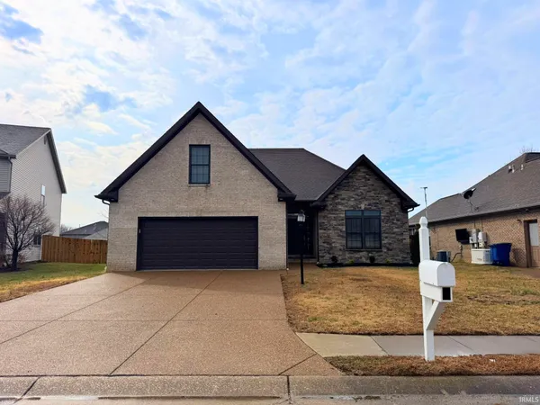 $344,900 | 8033 Blake Boulevard, Newburgh, IN 47630