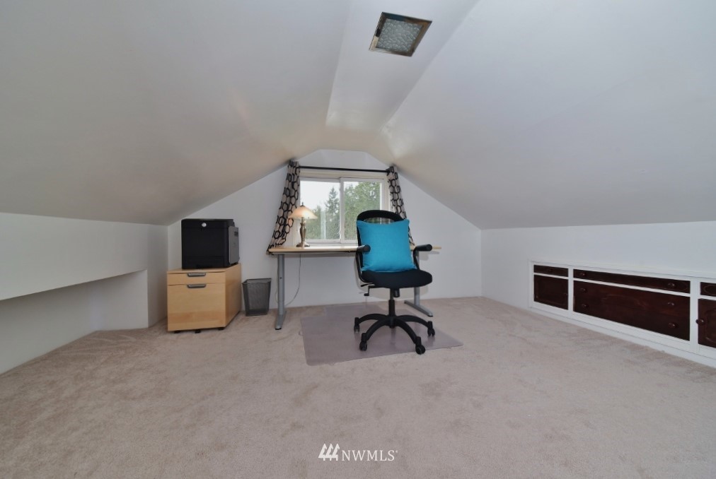 4125 Tracyton Beach Road Northwest Bremerton, WA 98310 - Photo 11 of 27 Gallery Image 11