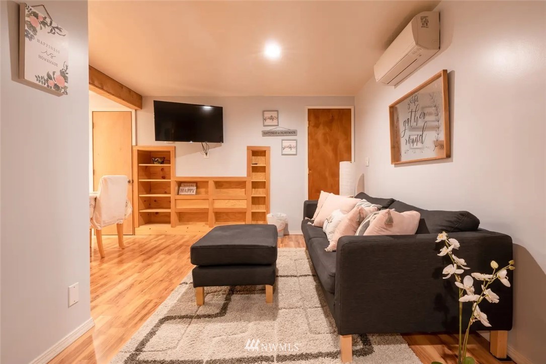 4125 Tracyton Beach Road Northwest Bremerton, WA 98310 - Photo 19 of 27 Gallery Image 19
