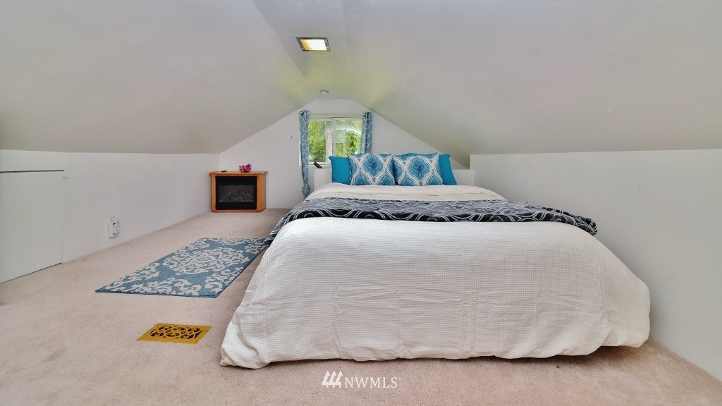 4125 Tracyton Beach Road Northwest Bremerton, WA 98310 - Photo 10 of 27 Gallery Image 10