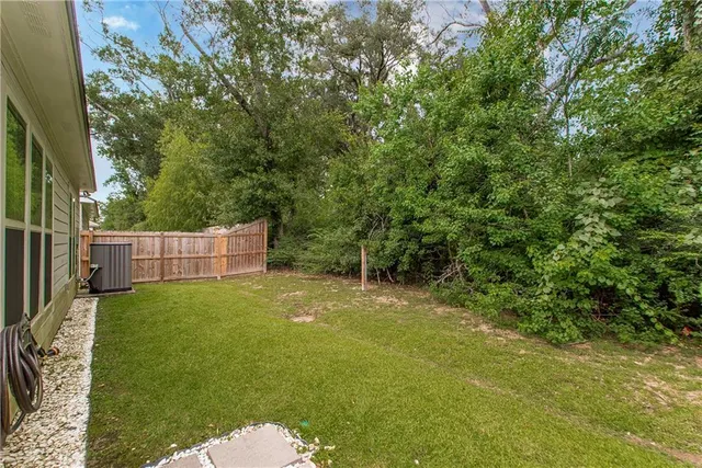 $2,600 | 9017 Stonecroft Avenue, Baton Rouge, LA 70810