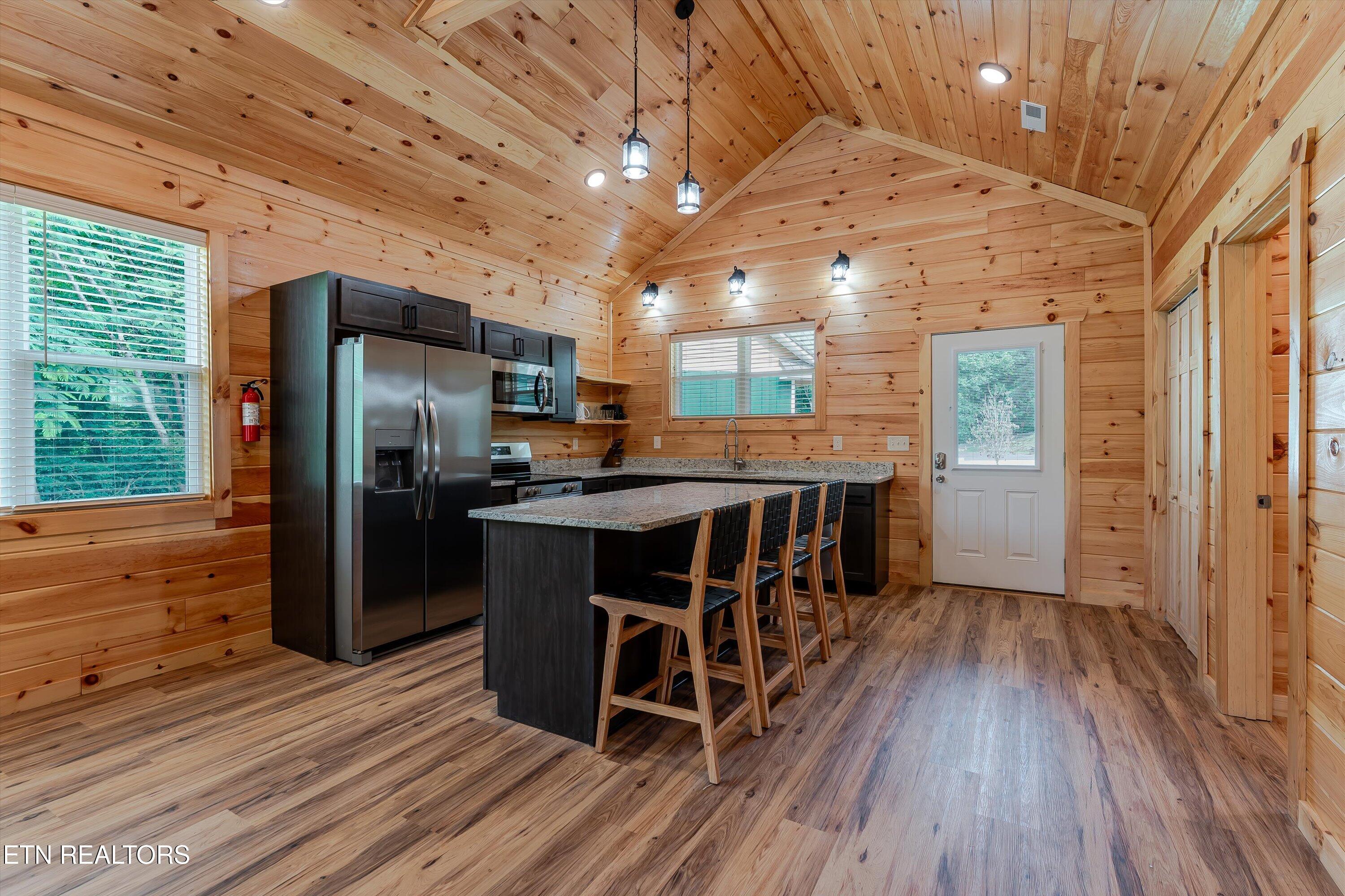 1012 Pinyon Circle Pigeon Forge, TN 37863 - Photo 6 of 53 07-1010 Pinyon Cir Ext-7