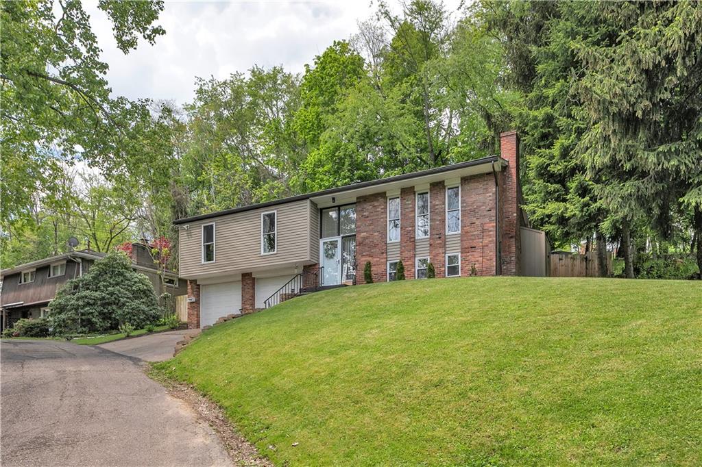 706 Long Road Pittsburgh, PA 15235 - Photo 3 of 25