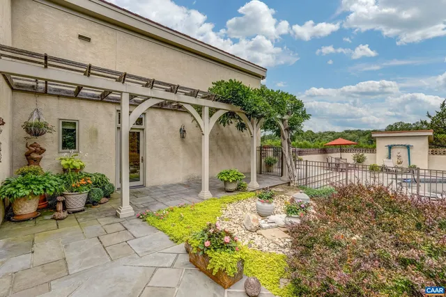 $2,650,000 | 4798 Barn Field Drive, Keswick, VA 22947