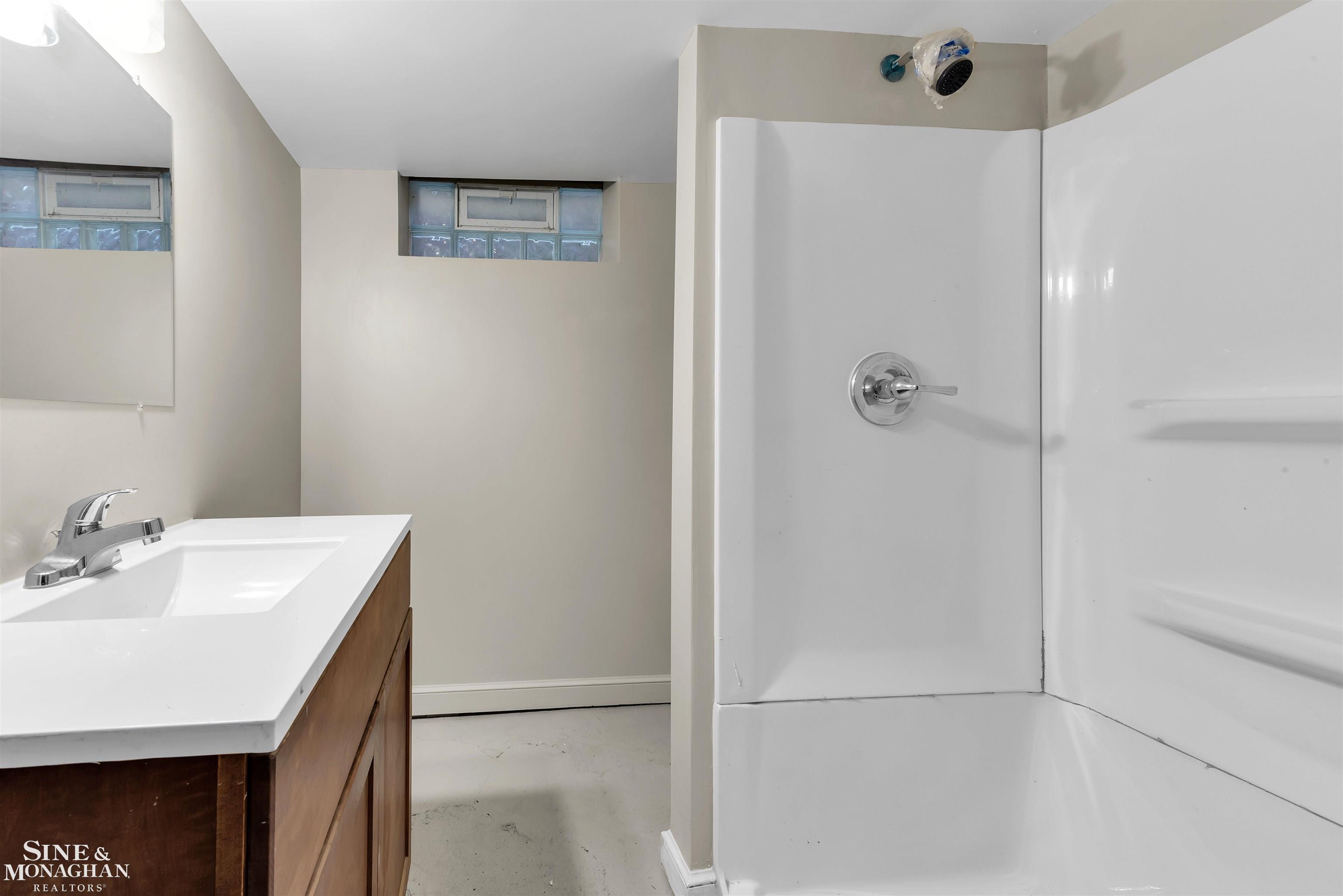 908 Trombley Road, Unit 2 Grosse Pointe, MI 48230 - Photo 47 of 73