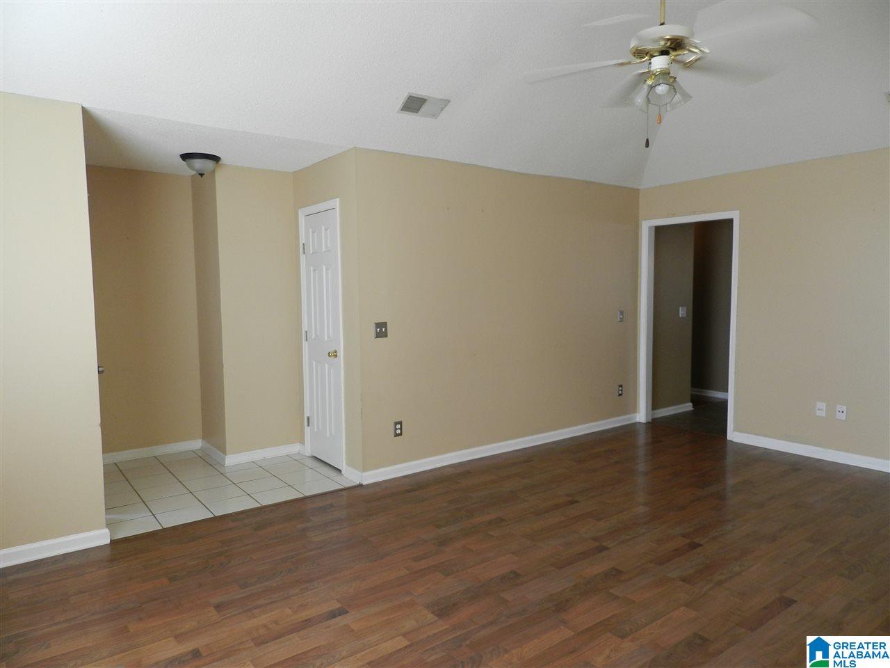 181 Stonecliff Circle Pelham, AL 35124 - Photo 6 of 13
