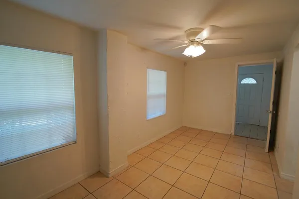 $1,300 | 702 Nassau Street, Tallahassee, FL 32310