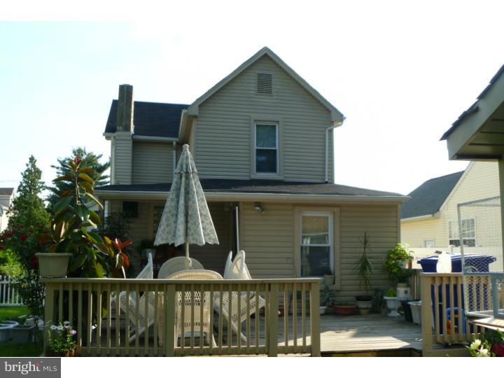 211 Chestnut Street Delran, NJ 08075 - Photo 9 of 18 Exterior Back