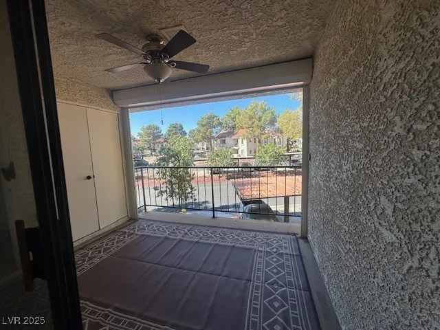 $1,395 | 4812 Nara Vista Way, Unit 204, Las Vegas, NV 89103