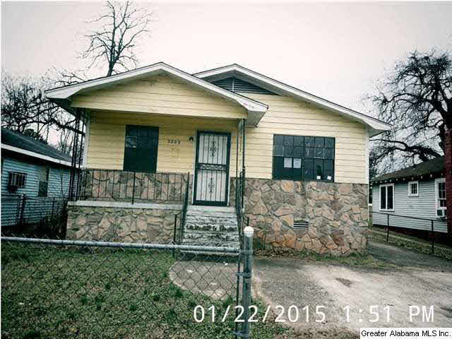 2209 Powderly Avenue Southwest Birmingham, AL 35211 - Photo 1 of 9