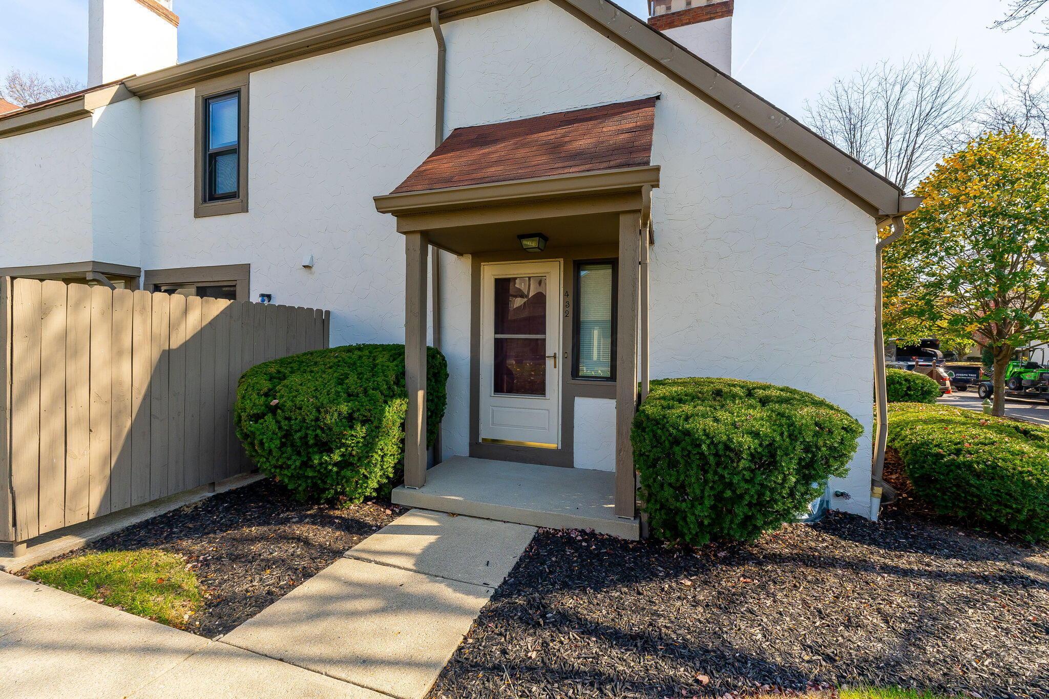 406 Edinburgh Road, Unit 406434 Dublin, OH 43017 - Photo 7 of 31 406-434 Edinburgh Apts-20