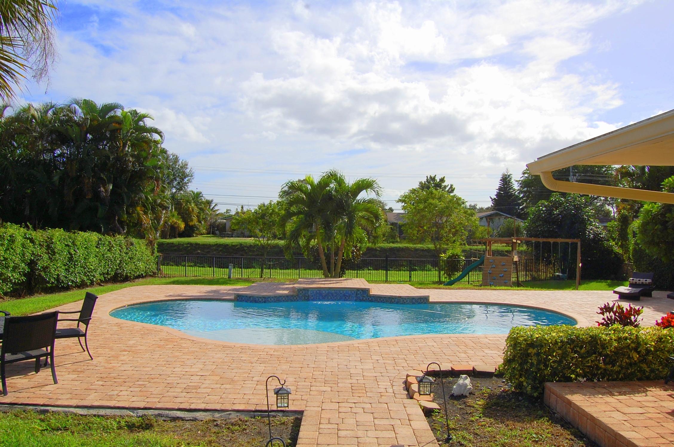 1270 Northwest 8th Street Boca Raton, FL 33486 - Photo 22 of 40 20 Pool & Patio