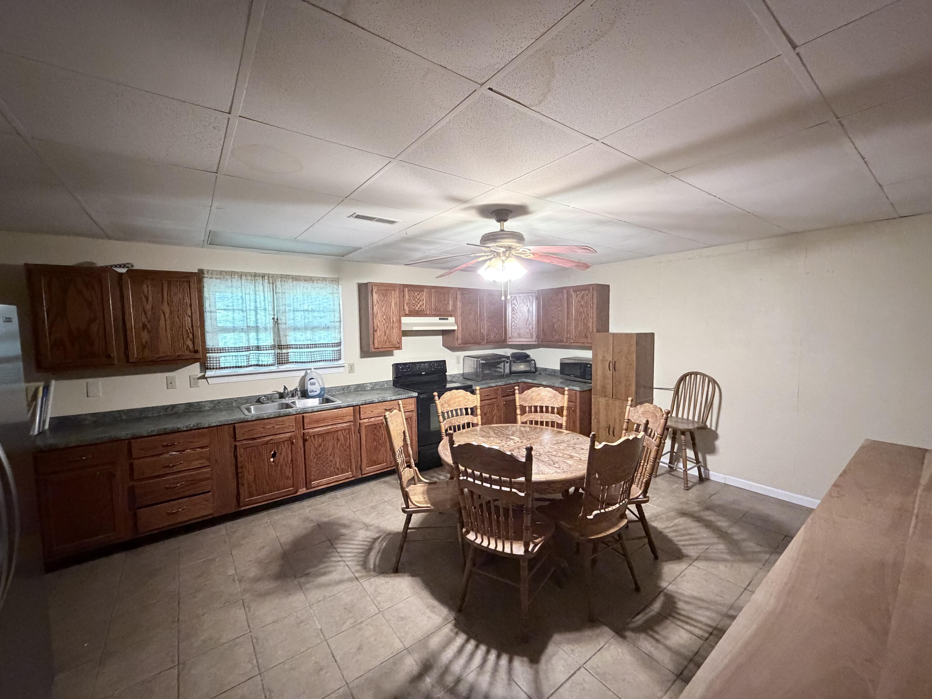1549 Capp Springs Road Benton, KY 42025 - Photo 14 of 26 lower kitchen