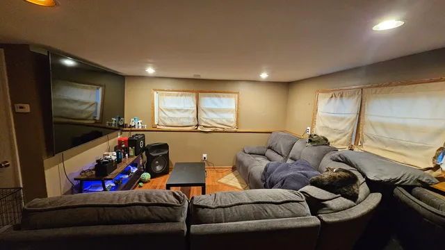 $299,900 | 36661 North Oakwood Drive, Lake Villa, IL 60046