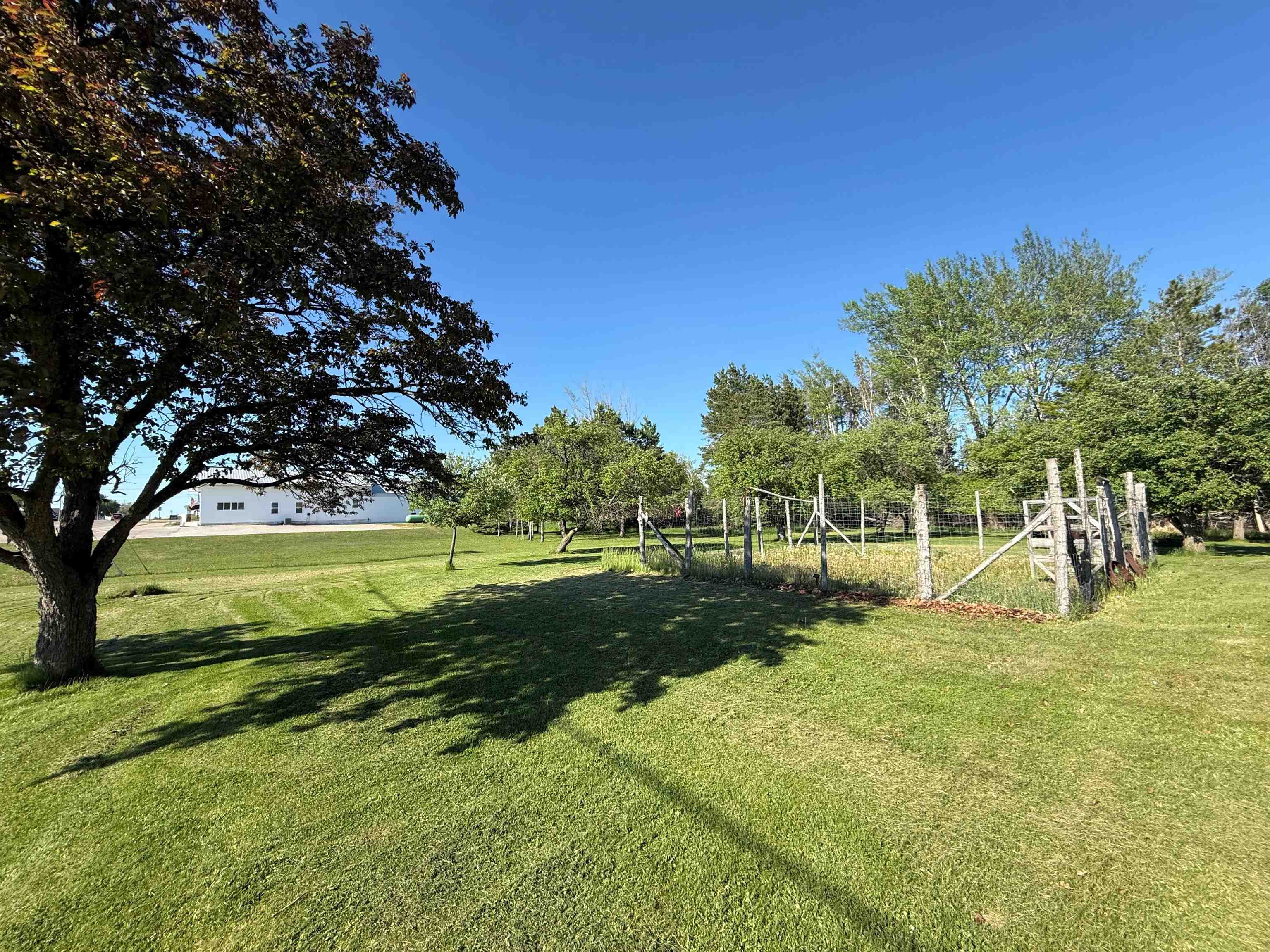 92 Highway 41 Carney, MI 49812 - Photo 10 of 30