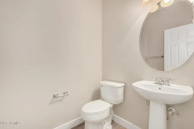 $370,000 | 15933 North 19th Drive, Phoenix, AZ 85023