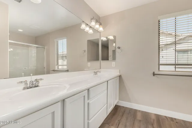 $370,000 | 15933 North 19th Drive, Phoenix, AZ 85023