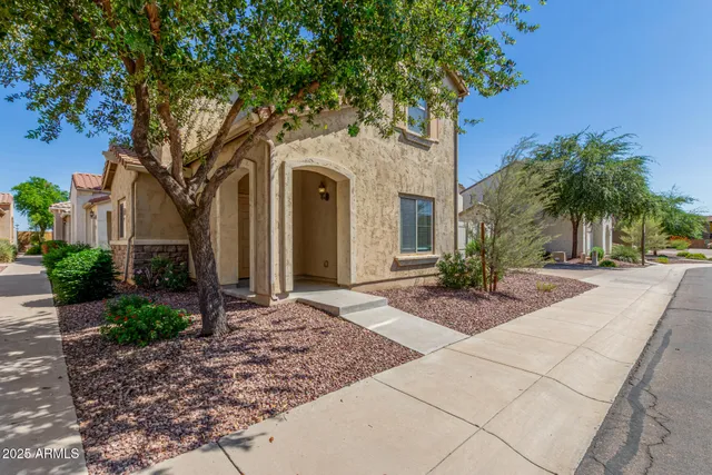 $370,000 | 15933 North 19th Drive, Phoenix, AZ 85023