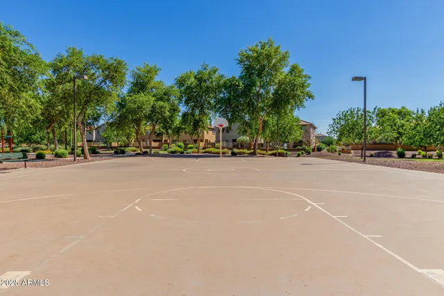 $370,000 | 15933 North 19th Drive, Phoenix, AZ 85023
