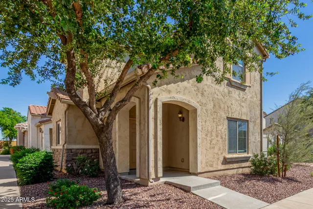 $370,000 | 15933 North 19th Drive, Phoenix, AZ 85023