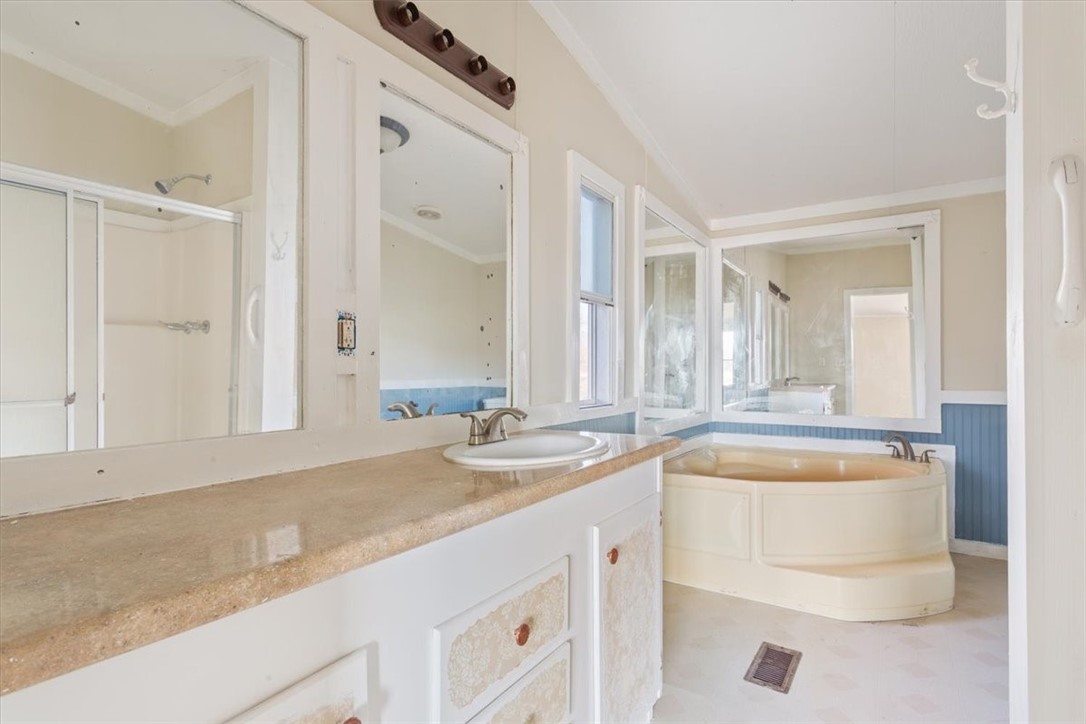 1048 Ross Road Elm Mott, TX 76640 - Photo 21 of 30