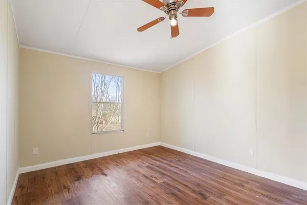 $220,000 | 1048 Ross Road, Elm Mott, TX 76640