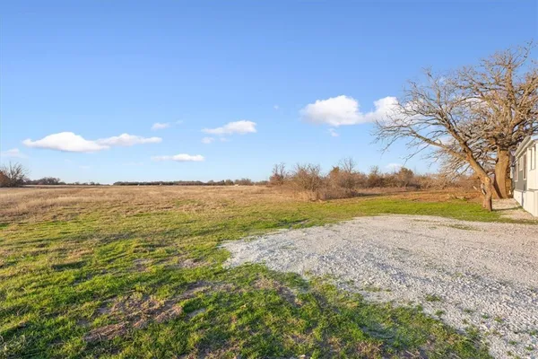 $220,000 | 1048 Ross Road, Elm Mott, TX 76640