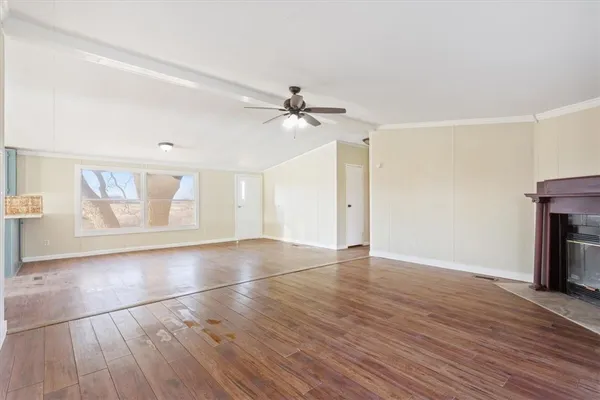 $220,000 | 1048 Ross Road, Elm Mott, TX 76640