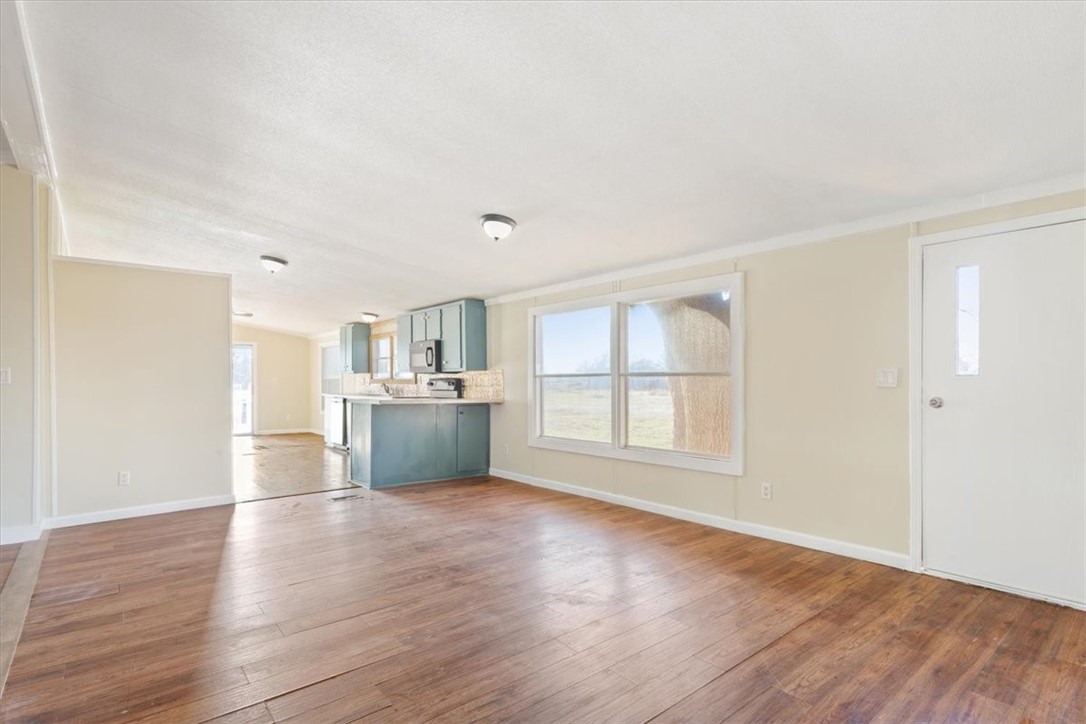 1048 Ross Road Elm Mott, TX 76640 - Photo 10 of 30